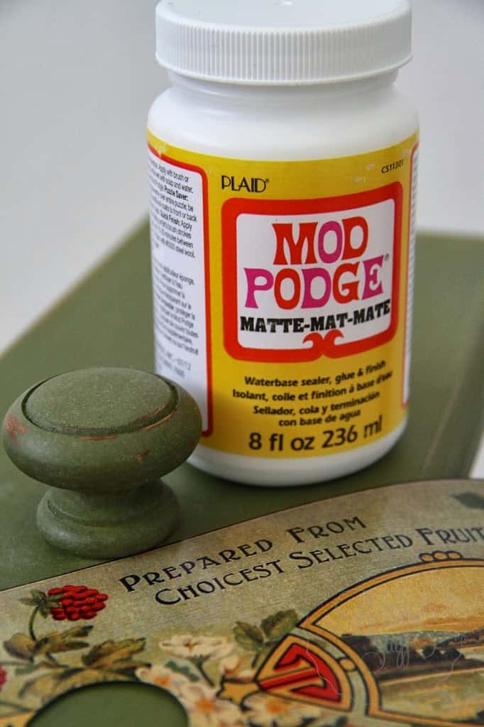 Mod Podge can label