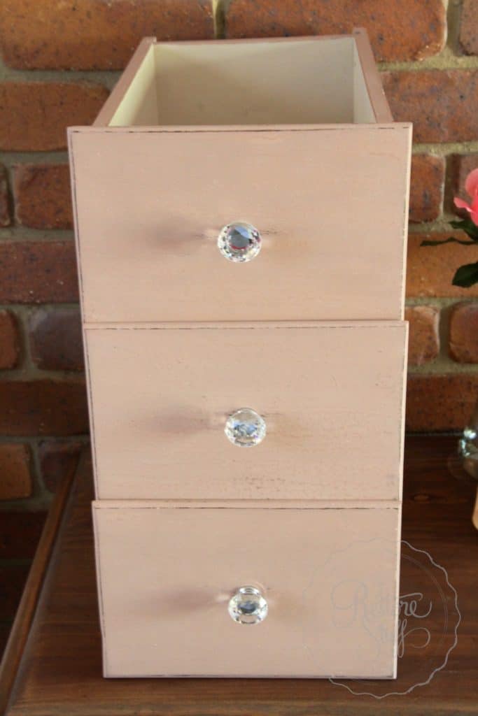 Arabesque drawers 6