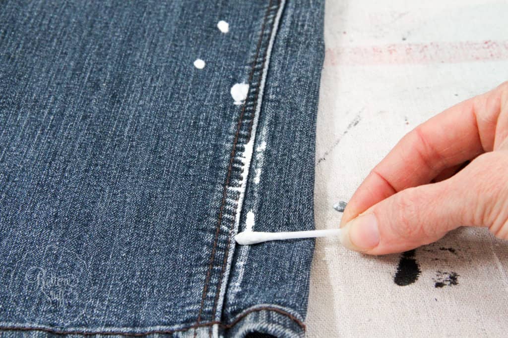How to DIY Your Own Paint Splattered Jeans - I Restore Stuff