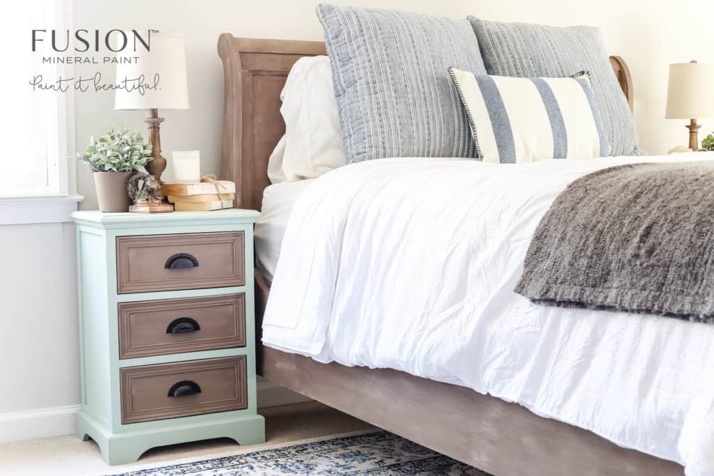 Brook & Linen