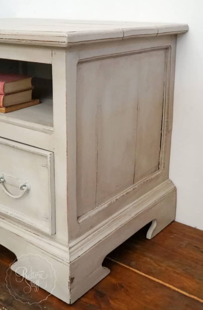 How to distress furniture - Fusion Mineral Paint