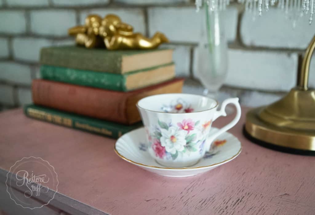 Pot cupboard pink