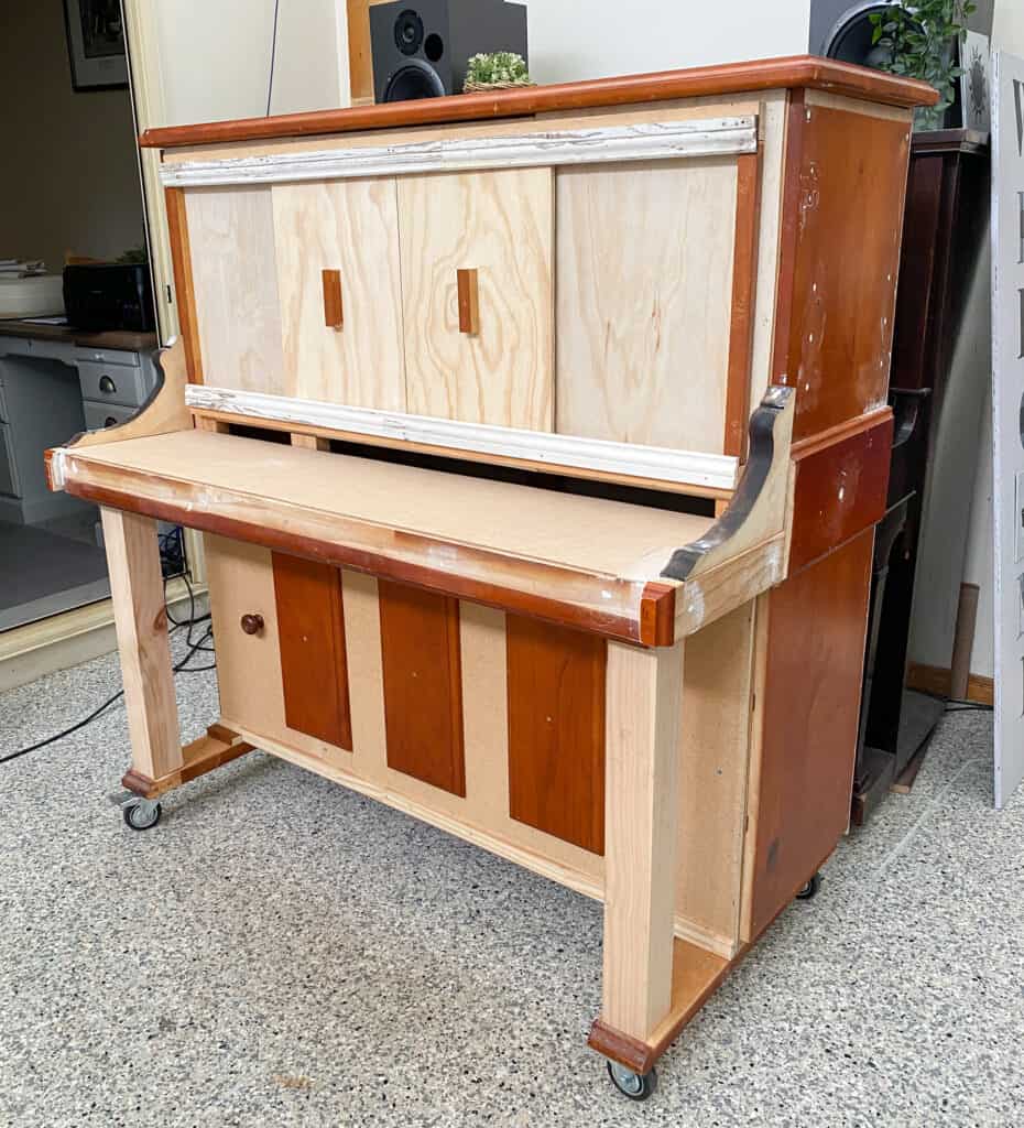 piano prop