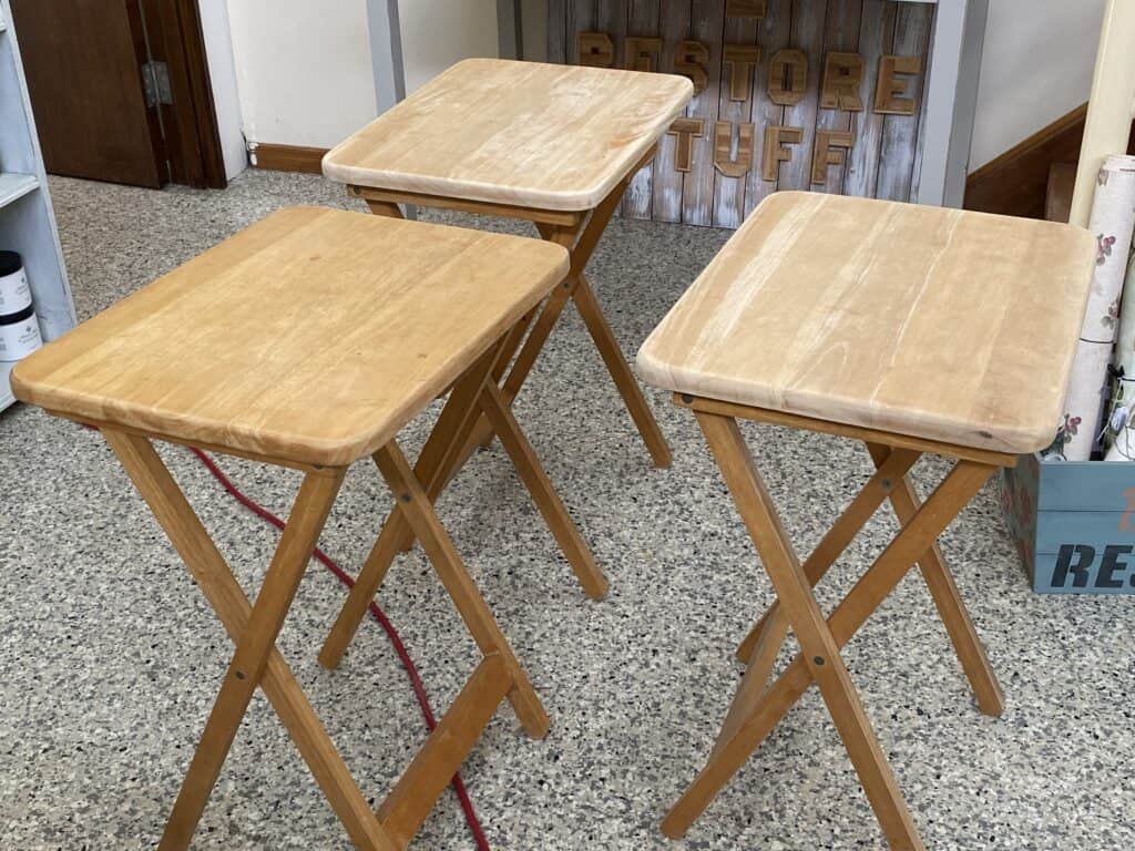 Old TV Tray Tables? Give them a Farmhouse Style Makeover - I Restore Stuff