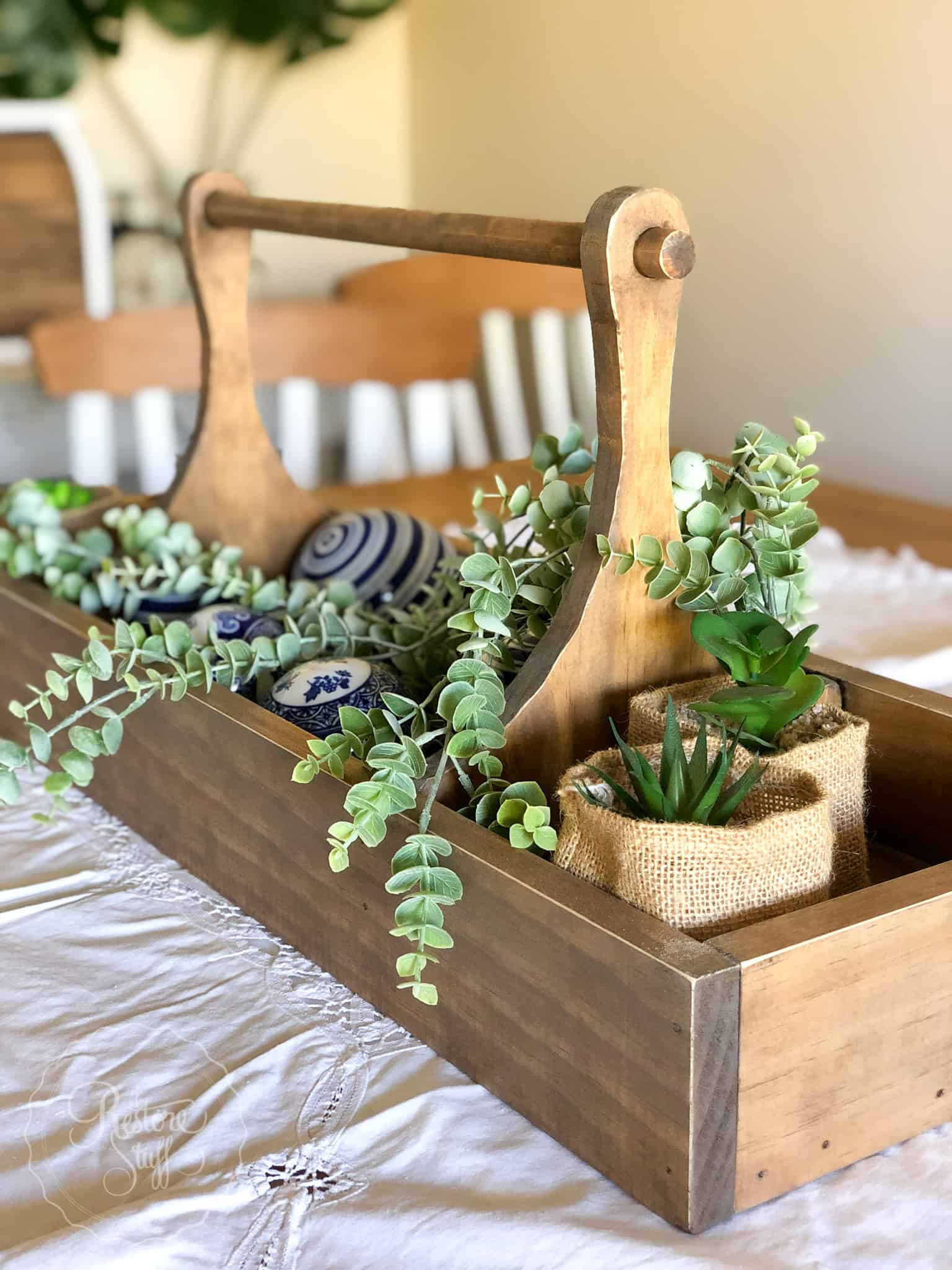 Large Table Caddy Farmhouse DIY Project - I Restore Stuff