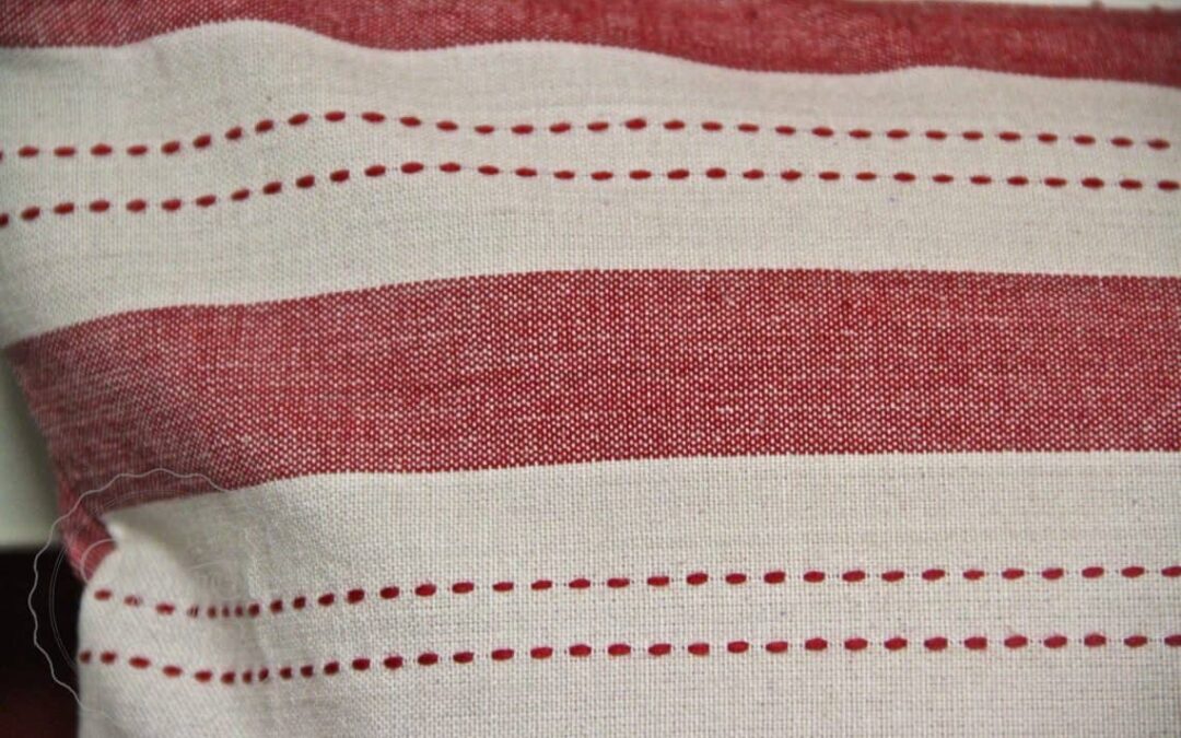 Easy Tea Towels to Pillow Tutorial – French Linen Stripes