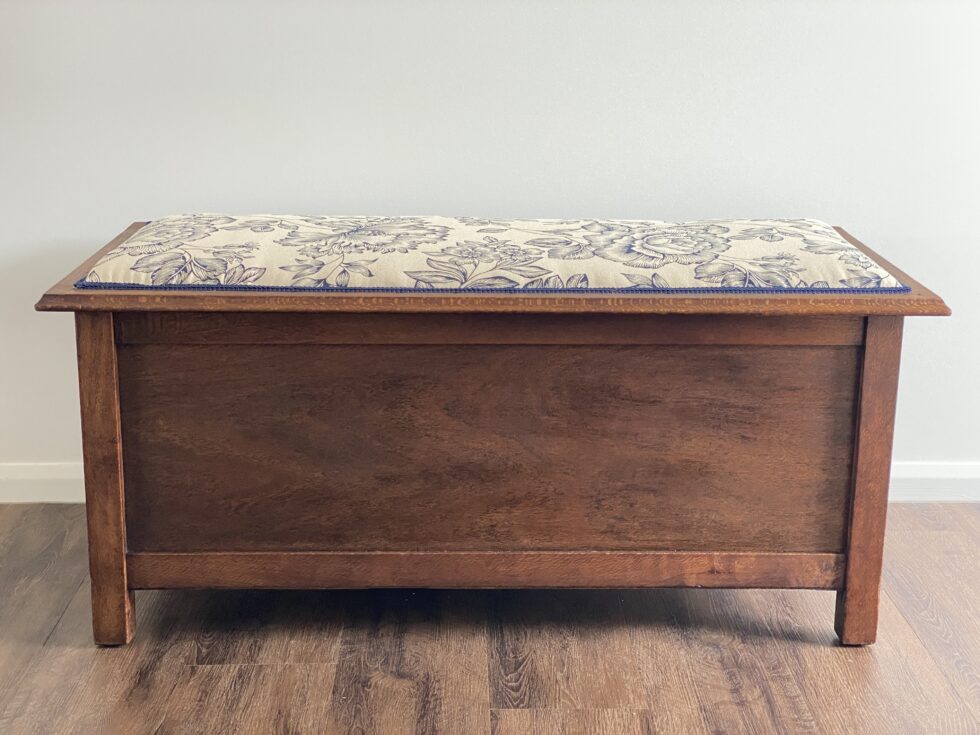 Refinishing a Silky Oak Blanket Box I Restore Stuff