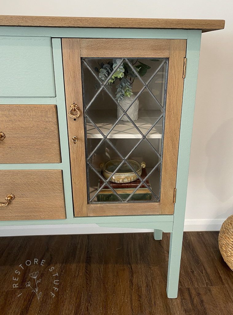 lead window of silky oak cupboards