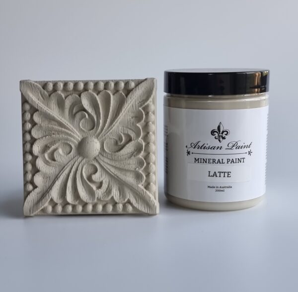 Latte Artisan Mineral paint pot and sample