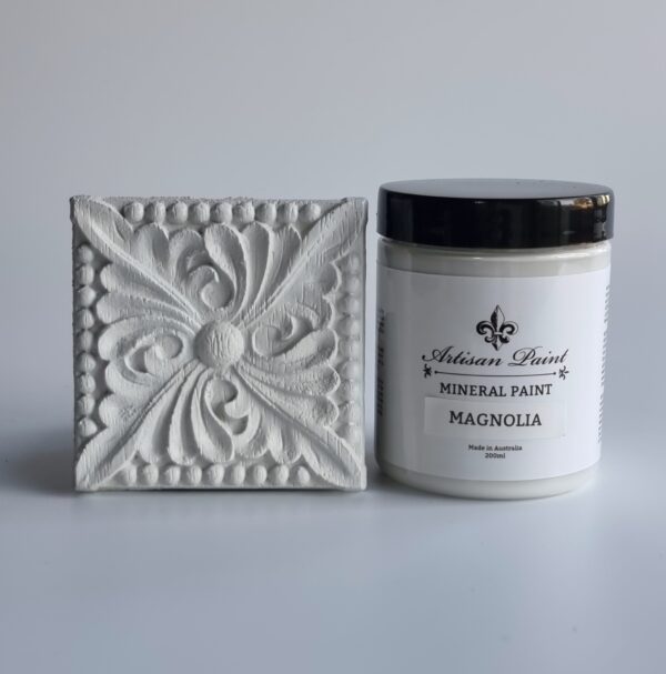 Magnolia Artisan mineral paint pot with sample board