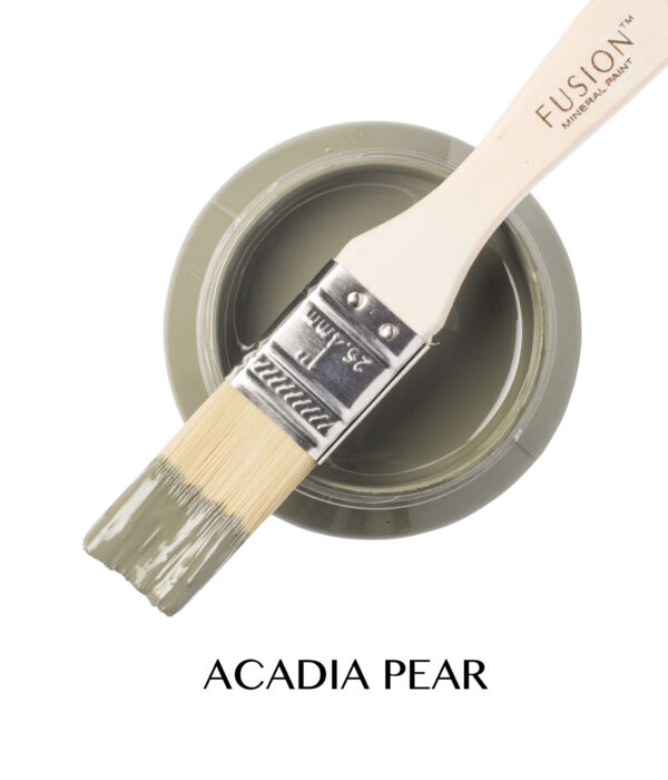 Acadia Pear pot with brush