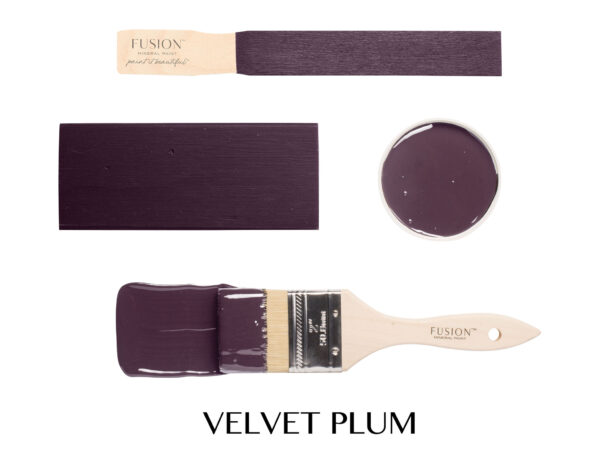 velvet plum swatch